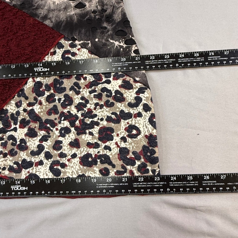 Shana Apparel Mixed Media Patchwork Tunic Top Black Red Leopard Print Womens M - Picture 7 of 16